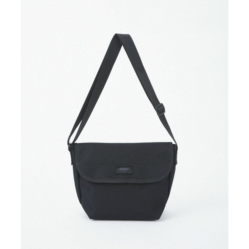 Anello Kuro Mini Messenger Bag (Black)