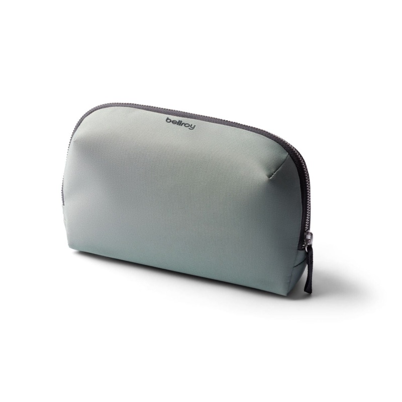 Bellroy Desk Caddy – Eucalyptus