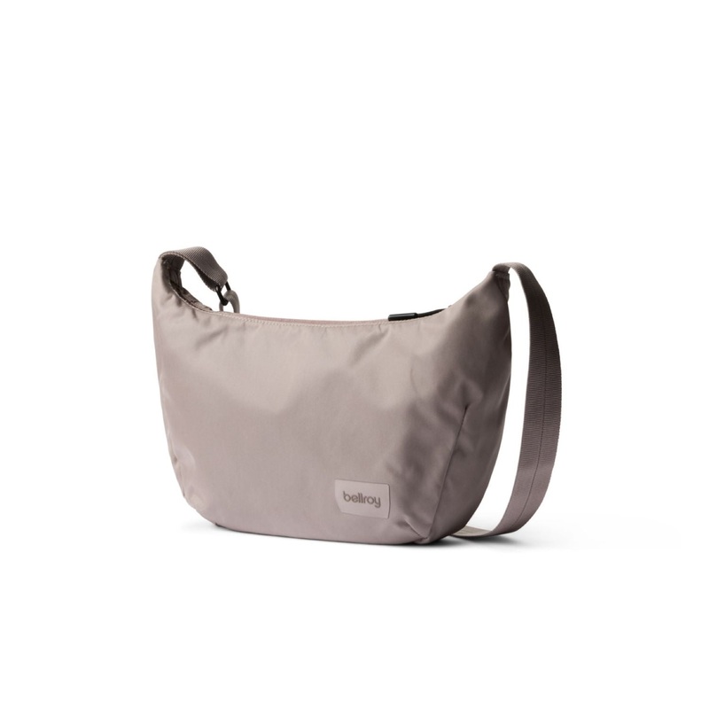 Bellroy Laneway Crescent Bag 2.5L – Fawn