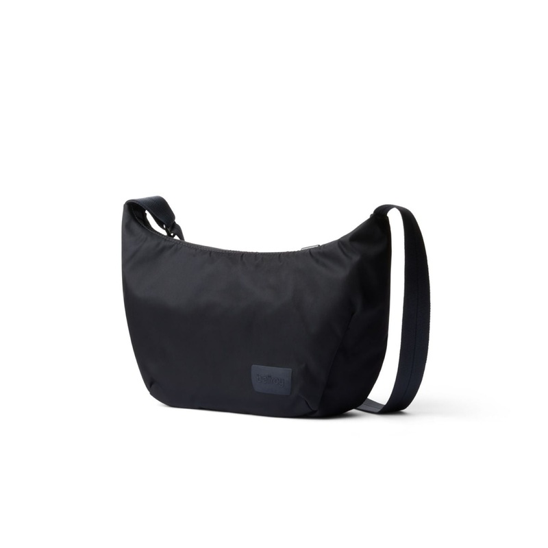 Bellroy Laneway Crescent Bag 2.5L – Ink