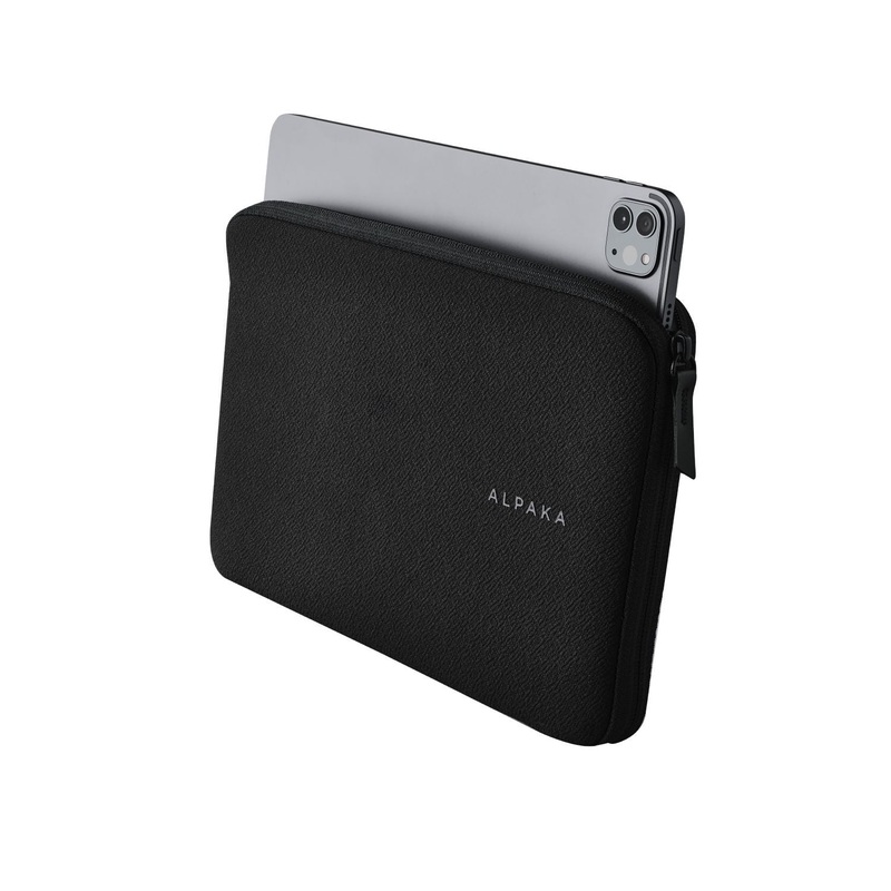 ALPAKA Slim Tablet Sleeve 11 (Black)
