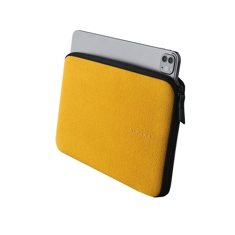 ALPAKA Slim Tablet Sleeve 11 (Yellow)