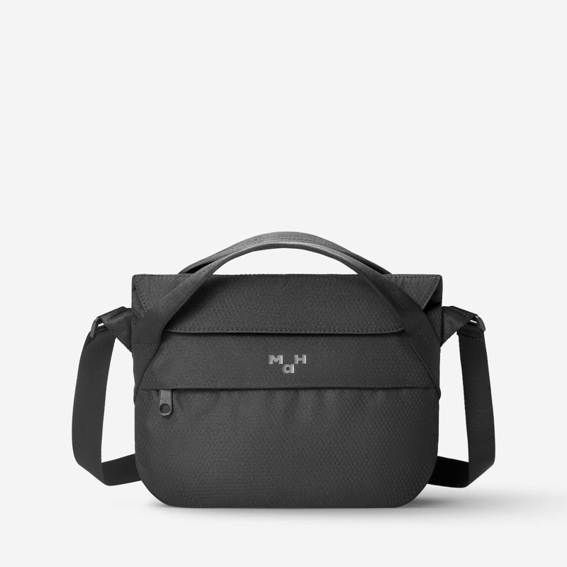 MAH Airy Cross 4L Sling Bag – Black
