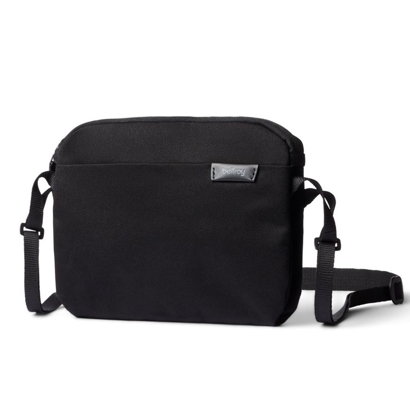 Bellroy City Pouch Plus – Melbourne Black