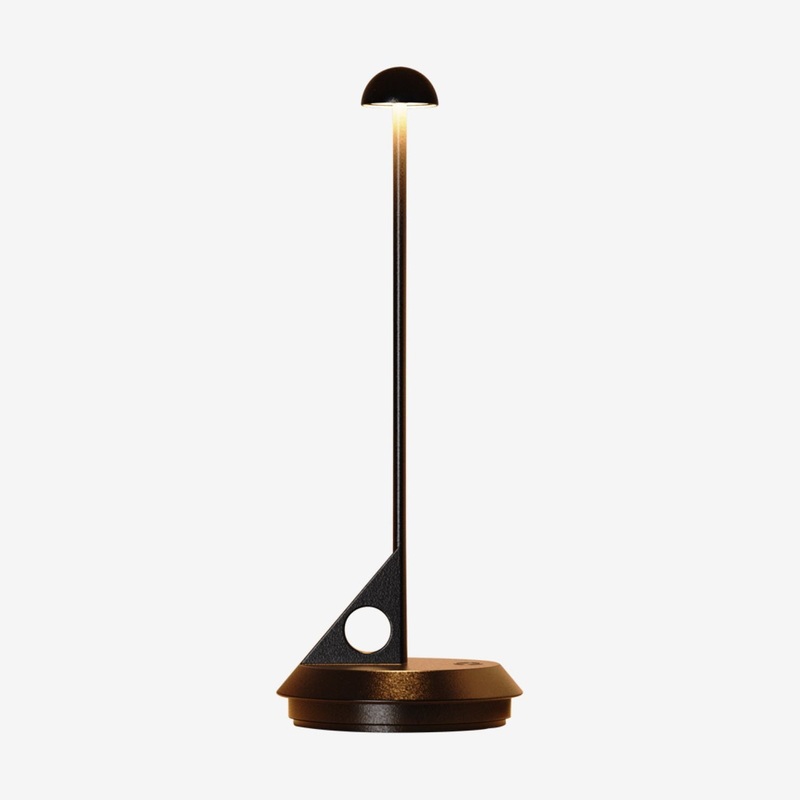Ubiqua Lume With 199 Lumens – 2.2W 5V Power (Black)