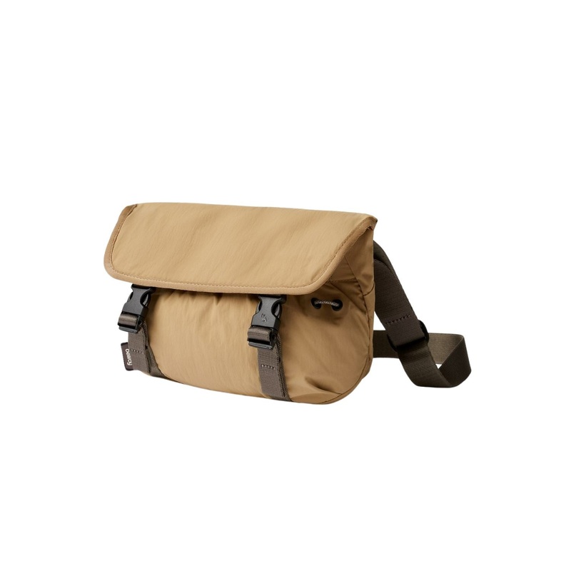 Bellroy Cinch Mini Messenger – Sand Dune