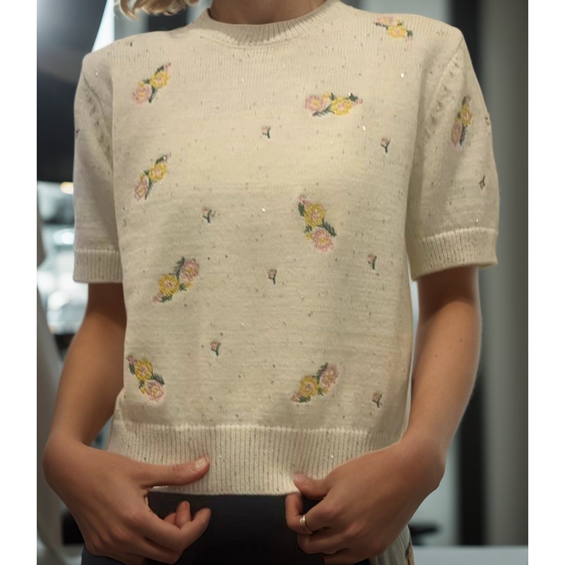 Womens Spring/Summer White Computer Embroidered Round Neck Short Sleeve Short Top – Womens and Spring/Summer price|Small, Medium, and Large Sizes