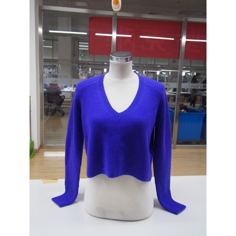 Ladys V-Neck Raglan Cropped Cashmere Pullover (2036) – Cashmere and Ladys Cashmere price