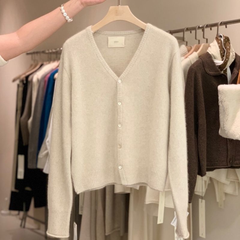 V-Neck Cardigan Ladys Wool Sweater Classic Sytle Versatile Soft Comfortable Women Clothing Spring Autumn High Quality Wholesale – White and Black price|S-XXXL,Customizable