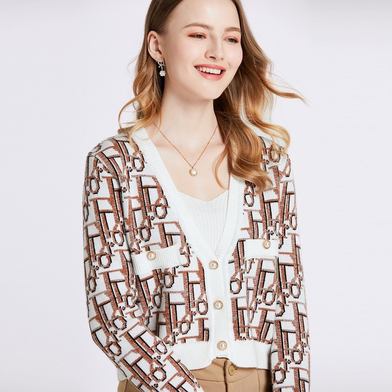 Customized New Design Women S Cardigan Old Flower Letter Jacquard Coat V-Neck Outer Europe Fashion Knitted Sweater/Sweaters/Clothing – Sweater and Womens Sweater price|S