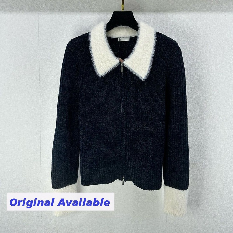 Chest Logo Embellished High Neck Sweater for Trendy Womens Fashion – Fashionable High Neck Sweater and Trendy Womens Sweater price|Free Size