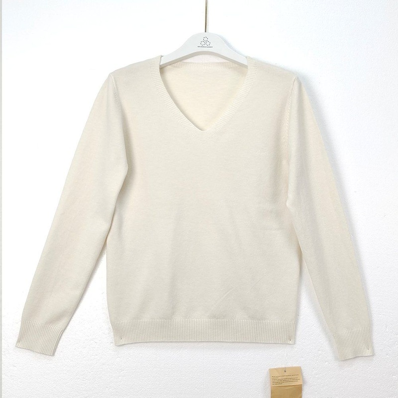Custom Casual Ladies Bottoming Shirt Solid Color V-Neck Knitted Women Sweater – Customized Factory Sweaters and Womens Cardigan Sweater price|S/M/L/Customized Size