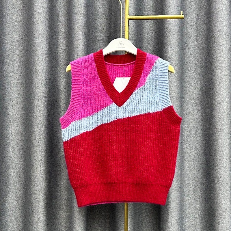 Strength Factory Custom Ladies Pullover Jacquard Sleeveless V-Neck Sweater Vest – Customized Factory Sweaters and Slim Fit Sweater Women price|Free Size
